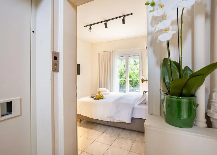 Villy's Comfort Zone Apartamento Calamata