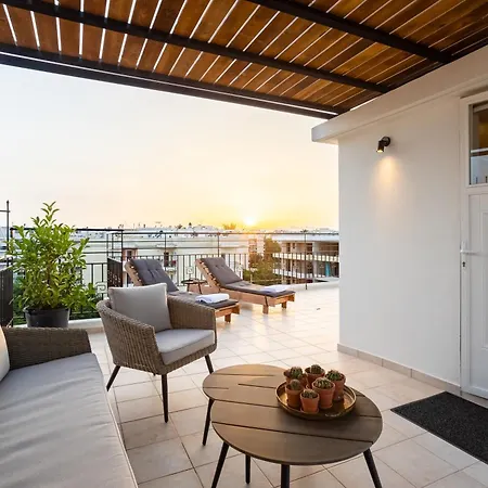 Villy's Comfort Zone 公寓 卡拉马塔